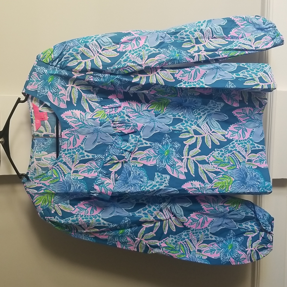BNWT Lilly Pulitzer M Bernadette top